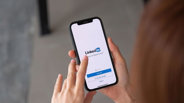 Il phishing attraverso “finti” LinkedIn rappresenta la metà dei tentativi di truffe online