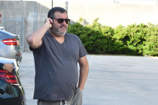 Il grande caos dell’informazione italiana su Mino Raiola