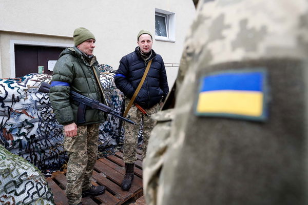 Gli hacker che stanno prendendo di mira gli account Facebook di soldati e civili ucraini