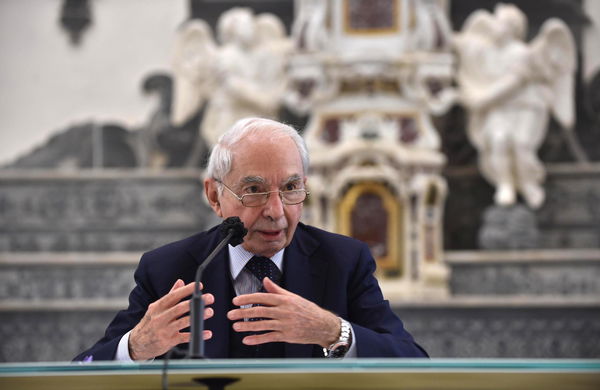 Adeguamenti dei software e codice fiscale, gli effetti sull’amministrazione digitale del doppio cognome