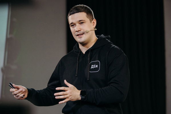 La strategia di Fedorov nella difesa digitale dell’Ucraina