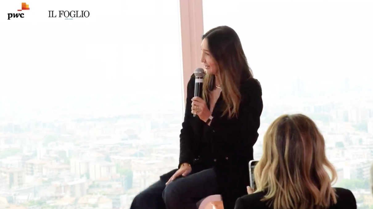 Ricordiamo che quella a Elisabetta Franchi era un’intervista article-post