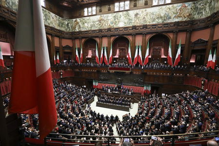 Anche in parlamento ci si pone il problema sul reale pluralismo sui media nel racconto della guerra article-post