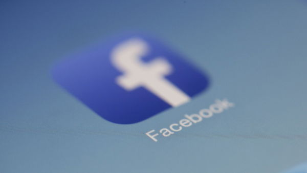 Facebook non permetterà più recensioni fasulle né commenti negativi pilotati