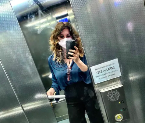 Come i selfie sui social hanno svelato il “mistero” della stella delle BR al Tg2