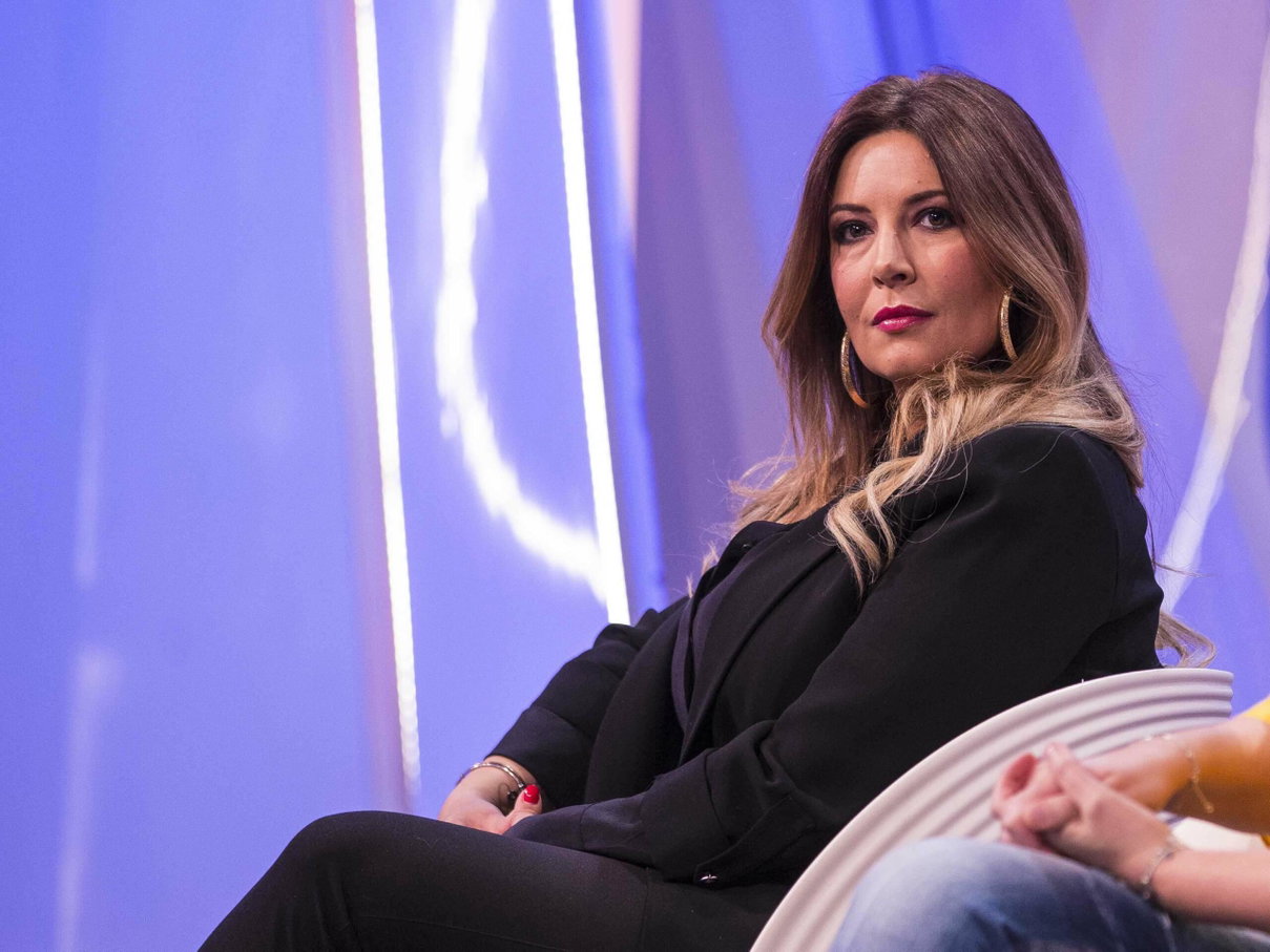 Selvaggia Lucarelli coglie il punto sul video di “ringraziamento” di Santoro pubblicato da ByoBlu article-post