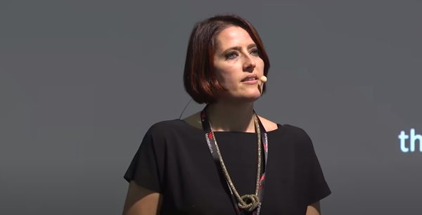 Vera Gheno e la traccia della maturità: «Spero sia passato il messaggio che il digitale può essere anche una risorsa»