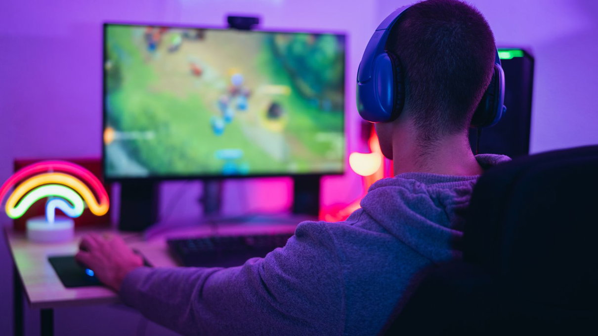 Intanto Twitch ha allentato la sua policy sui contenuti per adulti article-post
