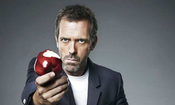 La bufala di Hugh Laurie che ha deciso di diventare donna