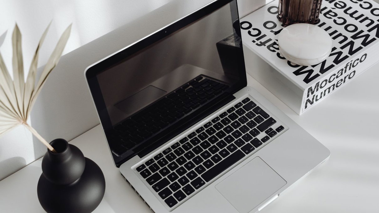 Apple pagherà 50 milioni di dollari per le tastiere difettose dei MacBook article-post