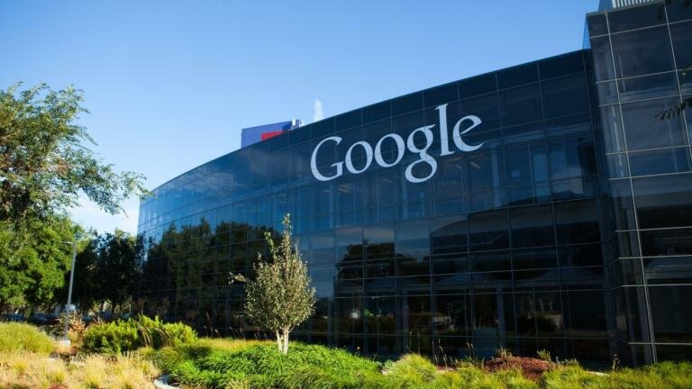 La Corte Suprema australiana ha ribaltato la sentenza di condanna contro Google per diffamazione