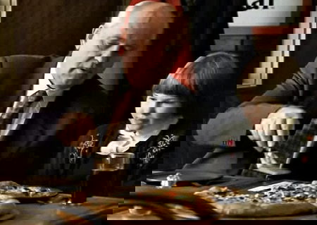 Se i social network non hanno di meglio da fare se non ricordare lo spot di Gorbaciov per Pizza Hut article-post