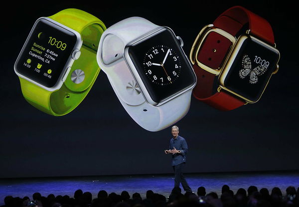 Smartwatch con riconoscimento facciale per i trasgressori stranieri