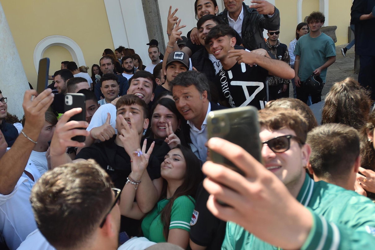 La polemica, via chat, sulla campagna elettorale social di Italia Viva article-post