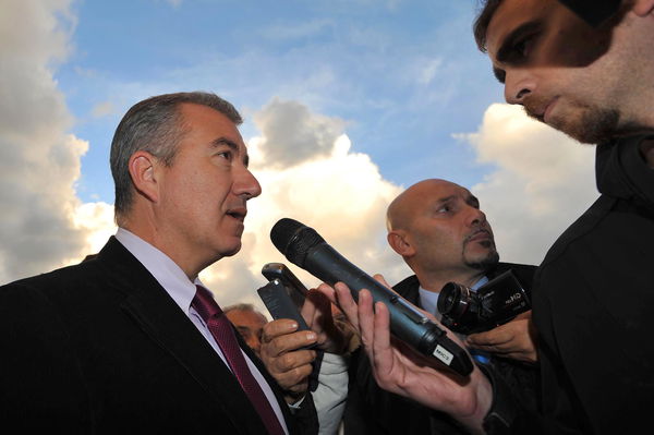 Con la delega a Mantovano sulla cybersicurezza, Fratelli d’Italia si prende tutti i dossier sul digitale