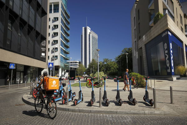 Il 90% degli italiani sceglie i piatti in delivery sulla base delle foto nel feed dei loro social