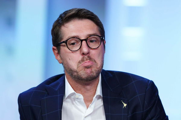 «Un milione dal 2017», i numeri a caso sull’immigrazione in Italia rilanciati dal sottosegretario all’Interno