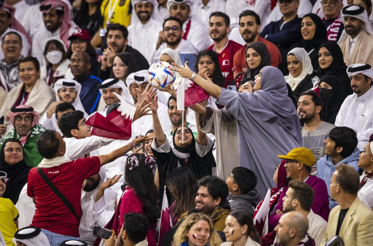 La televisione cinese non mostra le immagini dagli spalti di Qatar 2022 article-post