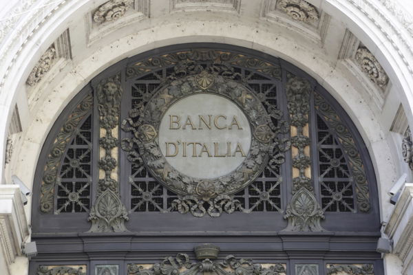 Banche e AI: quali lo usano e come dicono di usarlo