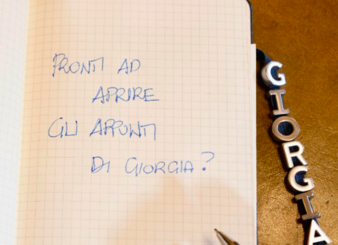 Gli appunti di Giorgia, nuovo format social, vengono inaugurati con l’ennesimo colpo di scena sul POS