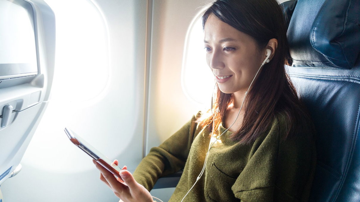 Internet in aereo, quali sono i rischi per la sicurezza a bordo avendo accesso al 5G? article-post