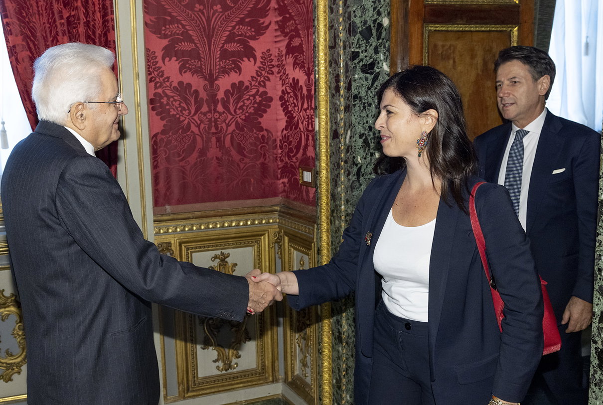La capogruppo M5S al Senato Floridia: «C’è timore che i 35 milioni per l’interconnessione delle scuole siano stati accantonati» article-post