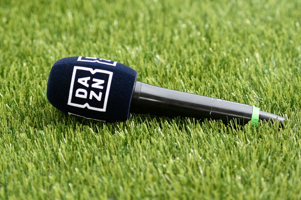 La discutibile spiegazione dell’ad sull’aumento dei prezzi di Dazn