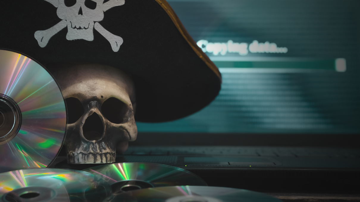 I CD e le musicassette pirata: la storia di Mixed by Erry article-post