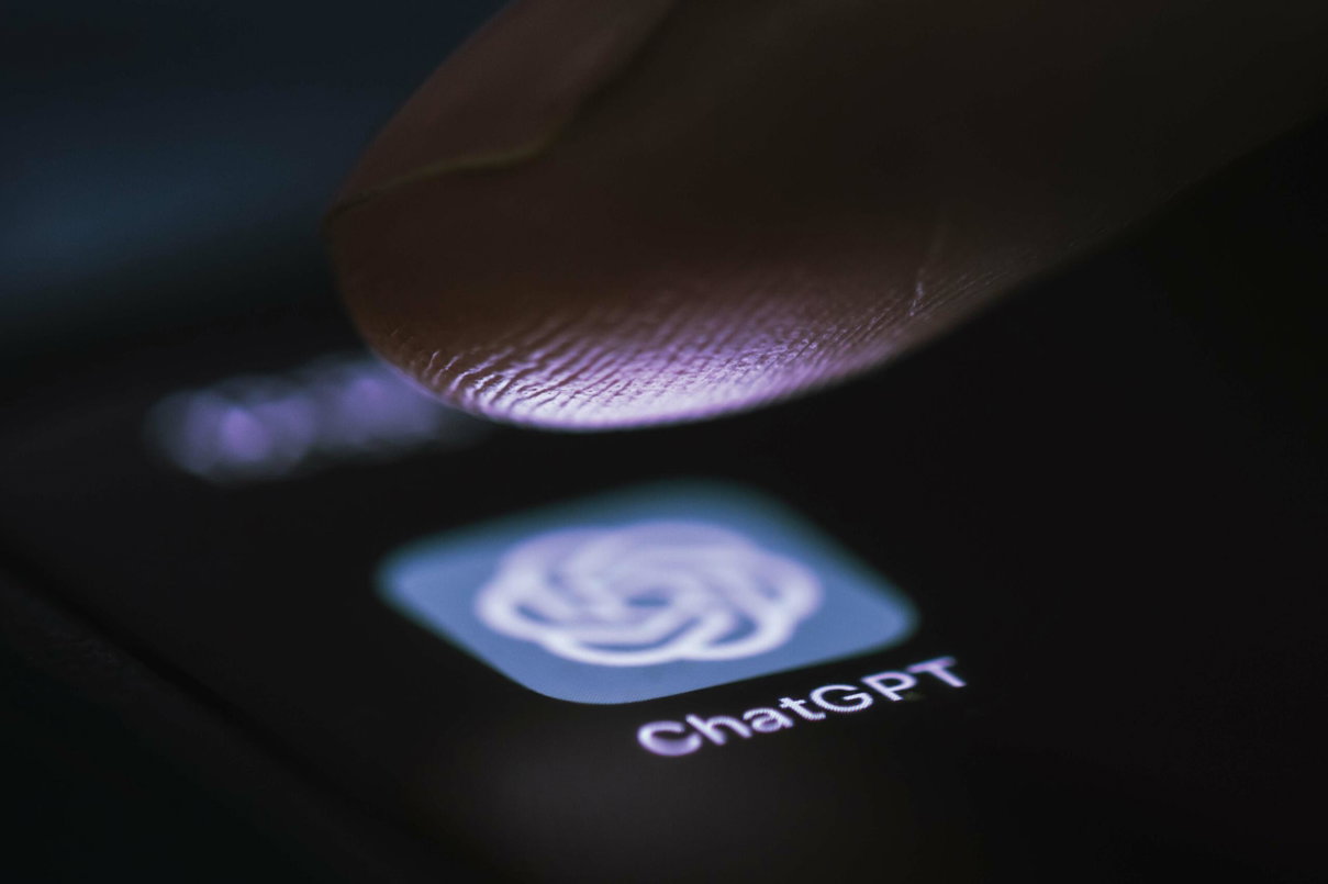 ChatGPT consente agli utenti di scegliere se addestrare la sua AI article-post