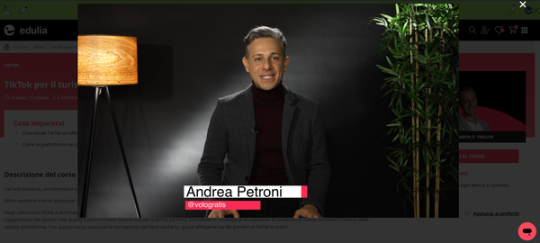 «Si può fare cultura anche su TikTok», l’intervista ad Andrea Petroni