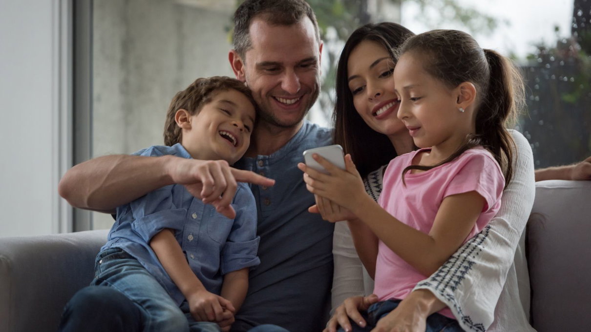 Tutte le novità di Instagram, Facebook e TikTok per genitori e minori article-post