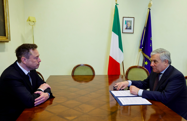 Musk a Roma, perché il colloquio è stato con Tajani e non con Salvini?