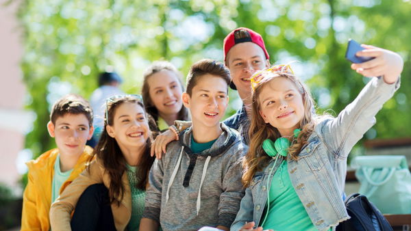 Meta introduce nuovi strumenti a protezione dei giovani su Instagram e Facebook