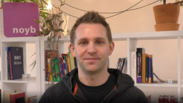 Facebook non può utilizzare dati pubblici per la pubblicità personalizzata