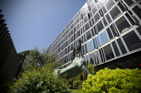 Toh, che sorpresa: invece di abolirlo, il governo “aumenta” il canone RAI article-post