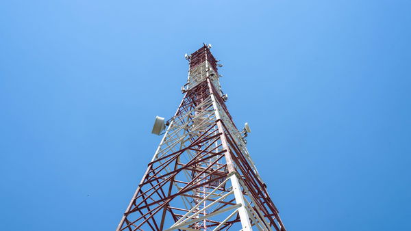 Cos’è la tecnologia cell-broadcast sulla quale si basano i messaggi di IT-alert