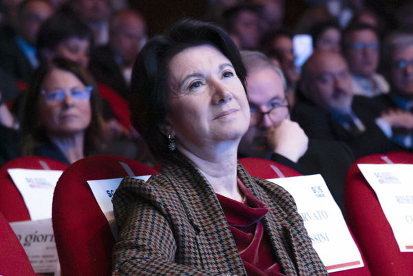 Prima Palermo e poi Caivano, continuerà la narrazione della Roccella sul porno online?