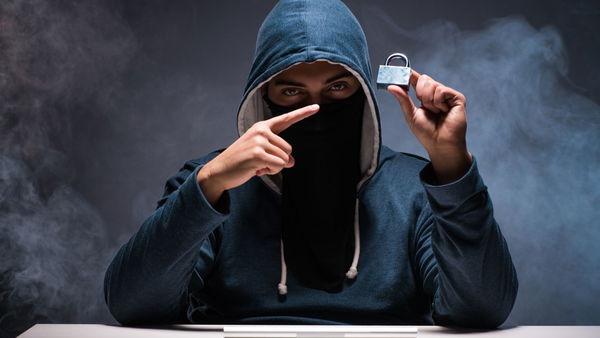 Quali sono stati gli obiettivi più recenti degli attacchi informatici russi