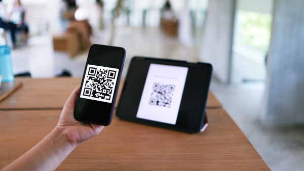 Dai parchimetri alle buste paga, esempi pratici di QR code a cui prestare attenzione