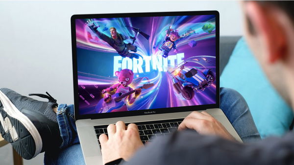 La cacciata di Fortnite dagli store di Apple e Google: era il 2020 quando tutto iniziò
