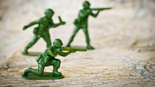 Cos’è questa storia di OpenAI che ha aperto all’uso militare dei suoi strumenti