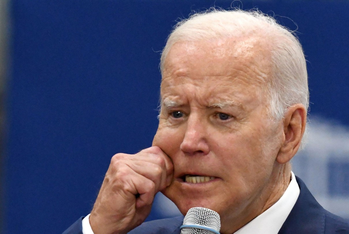 Come fa Biden a stare su TikTok se una sua legge lo vieta? article-post