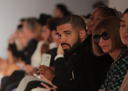 Da Tucker Carlson a Drake: i motivi dell’impennata dei download di X article-post