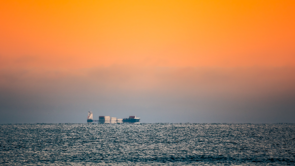 Il precedente del 2022: il cavo da Marsiglia a Hong Kong tranciato nel Mar Rosso