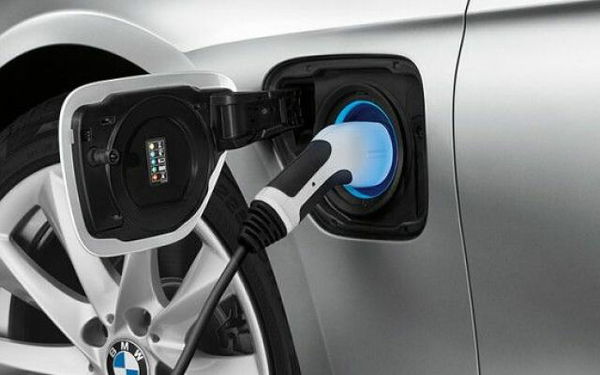 Anche i più grandi (Apple e Dyson) rinunciano alla sfida dell’auto elettrica