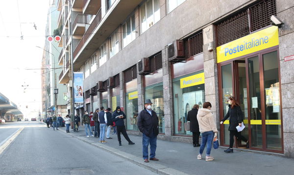 Le app di Poste Italiane vogliono accedere ai dati del tuo telefono