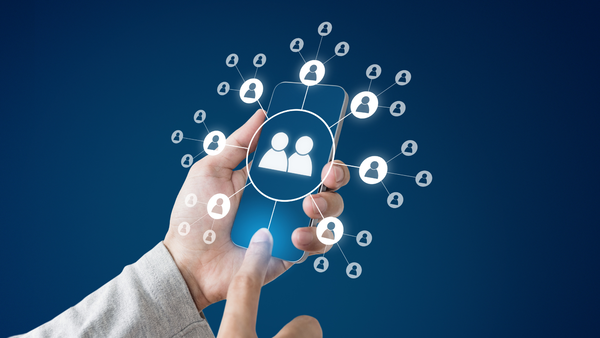 Da community a comunità: il ruolo dei social network in una comunicazione “umana”