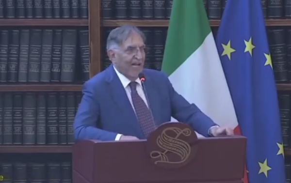 Il governo Meloni è allergico ai giornalisti “infiltrati” + Rpt +