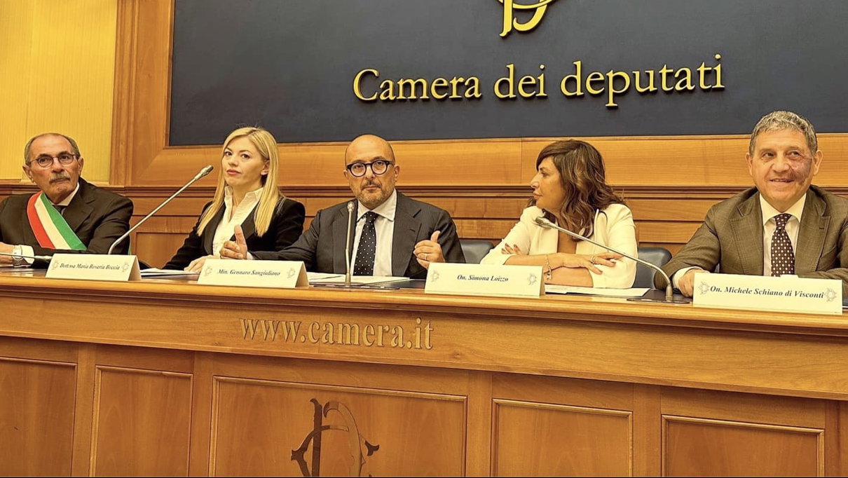 article-post