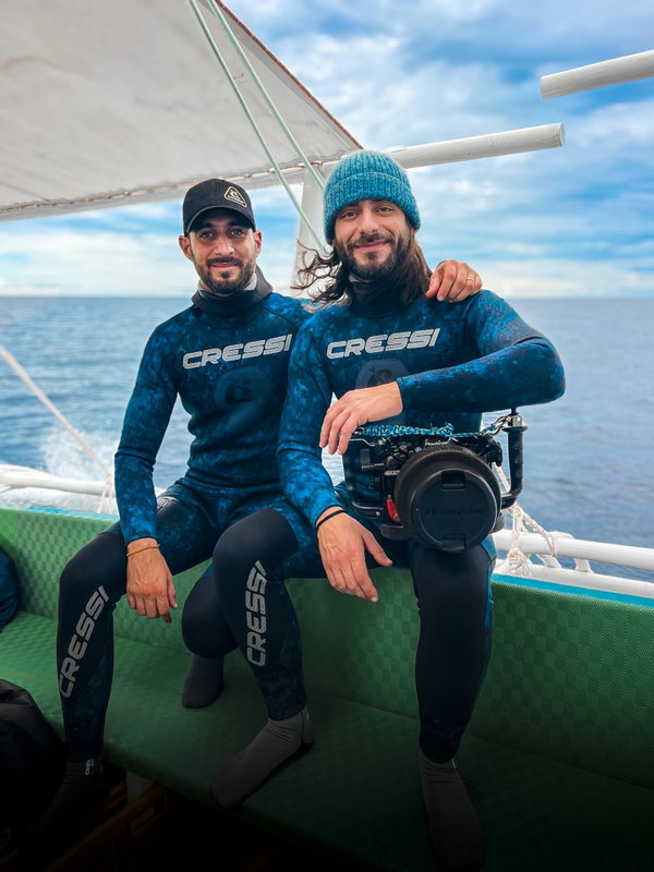 Racconta il mare insieme a suo fratello: Marco Spinelli, il Guardiano del Blu